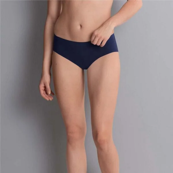 anita essentials hipster